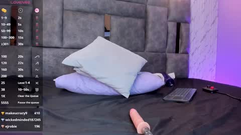 Snapshot of isabella_arias1 chatting on 12-07-24, 08:00 Isabella Arias online show from 12-07-24, 08:00