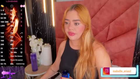 Snapshot of isabella_arias1 chatting on 03-08-25, 04:45 Isabella Arias online show from 03-08-25, 04:45