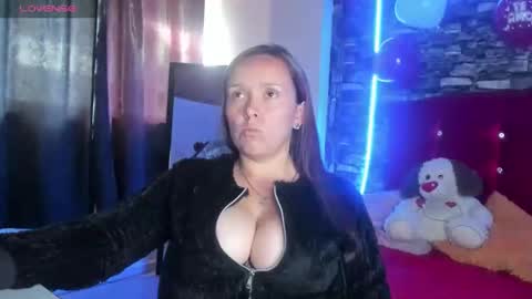 isabella_boom online show from 02-14-25, 12:47
