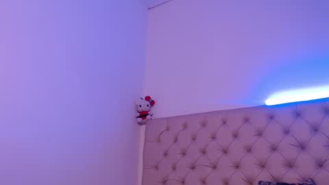 isabella_jazz online show from 01-28-25, 09:40