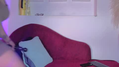  online show from 06-01-26, 10:28