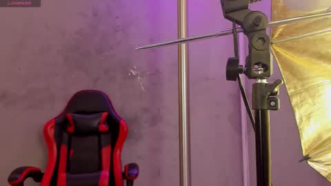 Isabella Nowa online show from 03-20-26, 11:37