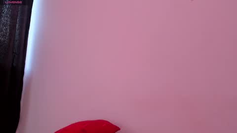 Snapshot of isabella_sex18 chatting on 12-29-24, 10:25 isabella online show from 12-29-24, 10:25