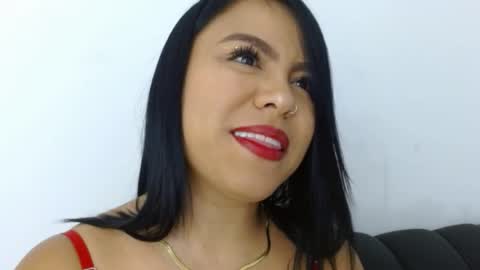 Isabella velvet online show from 06-06-26, 10:53