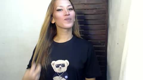 Snapshot of isabellabigcock03 chatting on 09-29-25, 01:49 isabellabigcock03 online show from 09-29-25, 01:49