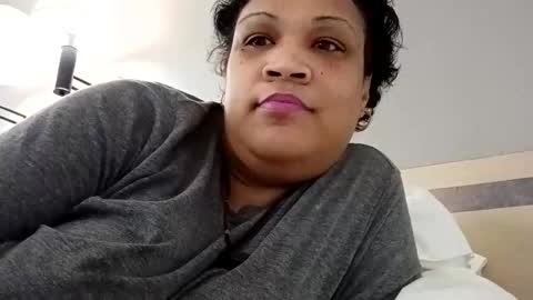 Snapshot of isabellacloverlove chatting on 02-24-26, 09:02 Isabella online show from 02-24-26, 09:02