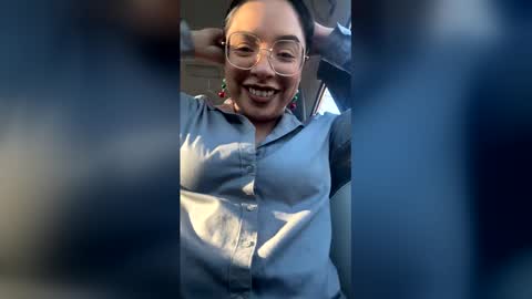 isabellaelizabeth online show from 12-16-25, 09:09