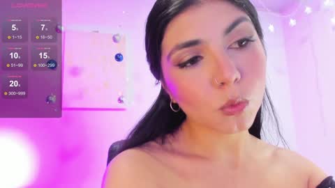 Instagram soybella01  online show from 12-16-24, 06:16