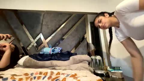 Isabella.. back again  online show from 03-09-26, 02:48