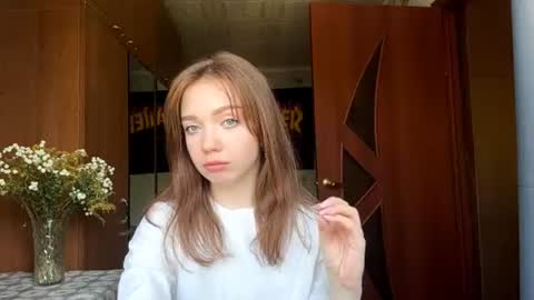 Lusy online show from 07-26-26, 07:26