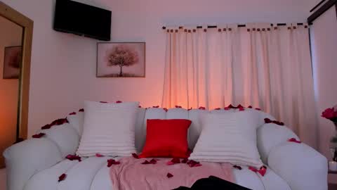 ISABELLA  online show from 02-14-26, 01:08