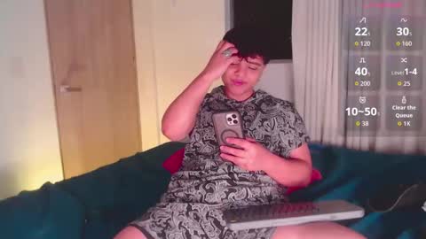 Isabella Mout  online show from 04-15-26, 11:49