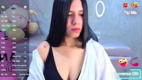 Snapshot of isabellanoir_a chatting on 02-08-26, 01:03 Isa online show from 02-08-26, 01:03