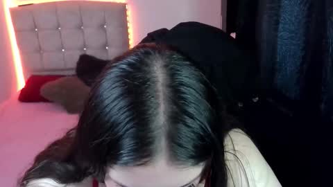 Isa Overkill online show from 03-31-26, 12:16