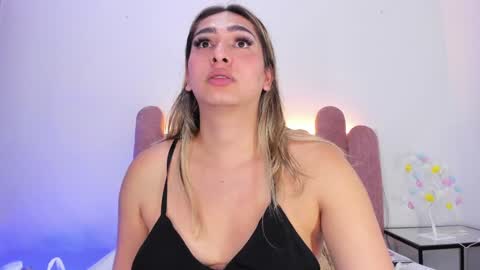  Martina  IG martissmith01 online show from 02-01-25, 07:36