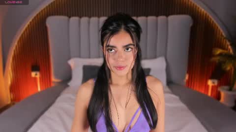 Snapshot of isabellax21 chatting on 07-08-26, 04:17 Isa online show from 07-08-26, 04:17