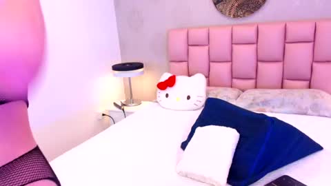 Snapshot of isabelledaza chatting on 07-01-26, 12:18 Isabelle Daza online show from 07-01-26, 12:18
