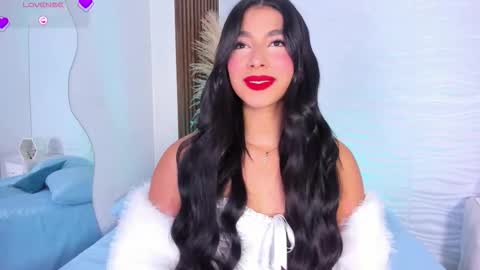 Snapshot of isabellefoxx chatting on 02-02-26, 09:24 Isa online show from 02-02-26, 09:24