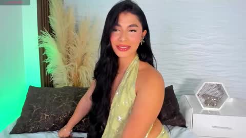 Snapshot of isabellefoxx chatting on 02-04-26, 10:26 Isa online show from 02-04-26, 10:26