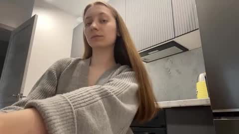 Snapshot of isabelvonseeger chatting on 04-15-26, 01:29 I am Maxine ntmu online show from 04-15-26, 01:29