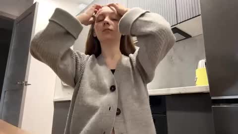 Snapshot of isabelvonseeger chatting on 04-21-26, 12:11 I am Maxine ntmu online show from 04-21-26, 12:11