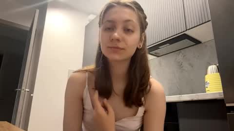 Snapshot of isabelvonseeger chatting on 05-11-26, 01:17 I am Maxine ntmu online show from 05-11-26, 01:17
