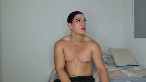 Isabella Hilton online show from 02-11-26, 11:59