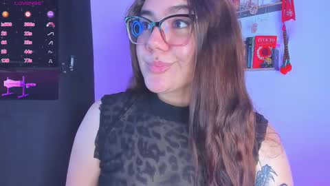 Snapshot of isarhodes_ chatting on 12-17-24, 10:22 Isa online show from 12-17-24, 10:22