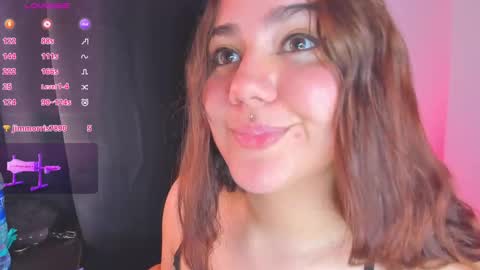 Snapshot of isarhodes_ chatting on 12-23-24, 01:40 Isa online show from 12-23-24, 01:40