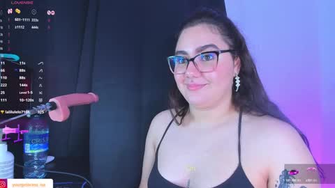 Snapshot of isarhodes_ chatting on 01-15-25, 01:34 Isa online show from 01-15-25, 01:34