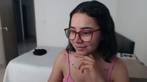 Emma online show from 11-26-25, 03:57