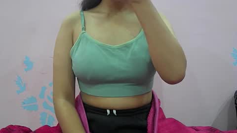 Snapshot of ishika_singh_ chatting on 01-19-26, 02:26 ishika_singh_ online show from 01-19-26, 02:26