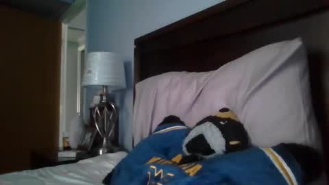 Snapshot of isiah0158 chatting on 03-04-26, 10:05 youngking online show from 03-04-26, 10:05