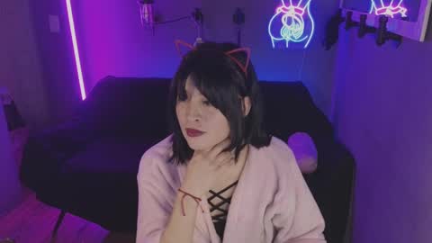 Snapshot of isis_diosa chatting on 01-15-25, 11:51 Ana Maria online show from 01-15-25, 11:51