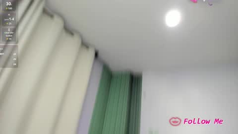 Snapshot of isis_loraine_ chatting on 03-02-25, 06:05 ISIS online show from 03-02-25, 06:05