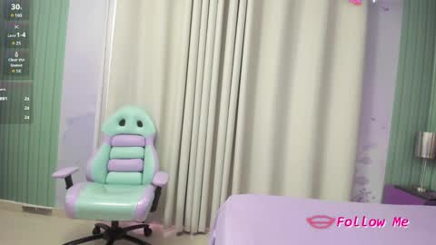 Snapshot of isis_loraine_ chatting on 03-02-25, 12:11 ISIS online show from 03-02-25, 12:11