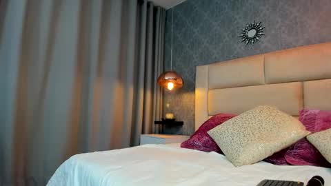 Snapshot of isisblakee chatting on 01-26-25, 09:51 Isis online show from 01-26-25, 09:51