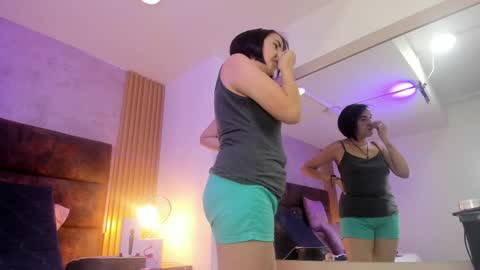 Snapshot of isisblakee chatting on 10-03-25, 02:41 Isis online show from 10-03-25, 02:41