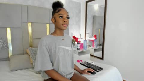 ISIS  online show from 12-19-25, 11:01