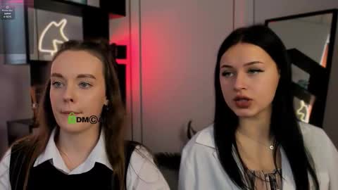 Snapshot of isla_dior chatting on 10-07-25, 08:44 isla_dior online show from 10-07-25, 08:44