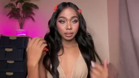 Snapshot of island_girlxxx chatting on 07-17-26, 09:52 Alona online show from 07-17-26, 09:52