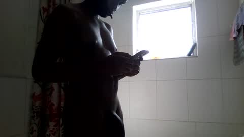 Snapshot of islandbey242 chatting on 07-18-26, 02:21 islandbey242 online show from 07-18-26, 02:21