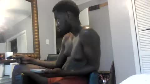 Snapshot of islandbey242 chatting on 07-19-26, 10:41 islandbey242 online show from 07-19-26, 10:41
