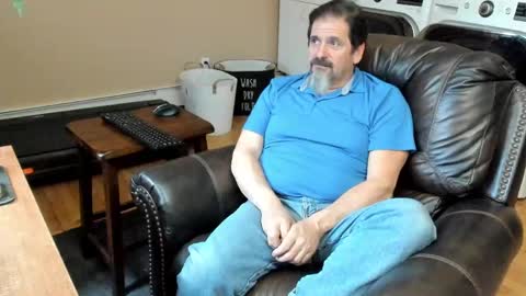 Jim online show from 04-22-26, 10:00