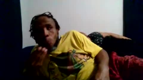 Snapshot of islandmaker chatting on 06-17-26, 07:22 islandmaker online show from 06-17-26, 07:22