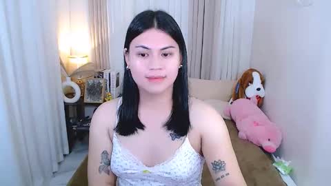 Snapshot of islawinslow chatting on 09-16-25, 09:10 isla online show from 09-16-25, 09:10