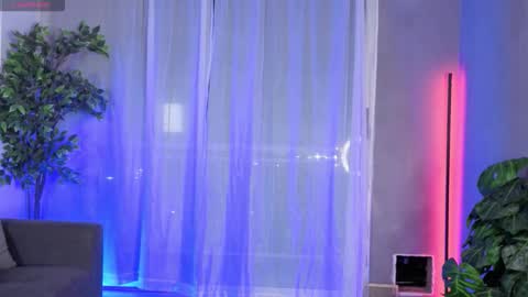 Snapshot of isnotforeveryone chatting on 02-19-26, 12:28 Julyane online show from 02-19-26, 12:28