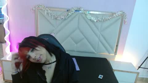 Snapshot of issa_tay1 chatting on 02-09-26, 03:32 Issa online show from 02-09-26, 03:32