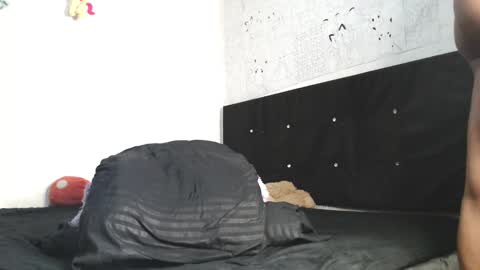 Issabel online show from 12-24-24, 10:55