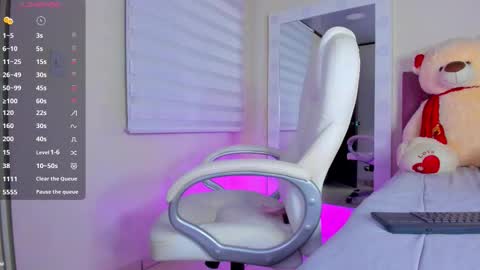 Snapshot of issabellarodriguez chatting on 02-03-26, 05:27 Isa online show from 02-03-26, 05:27